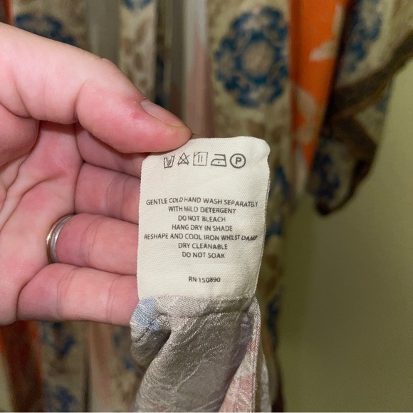 Spell & The Gypsy Cherry Blossom Kimono in Tangerine Size M/L with Sash - Picture 8 of 11